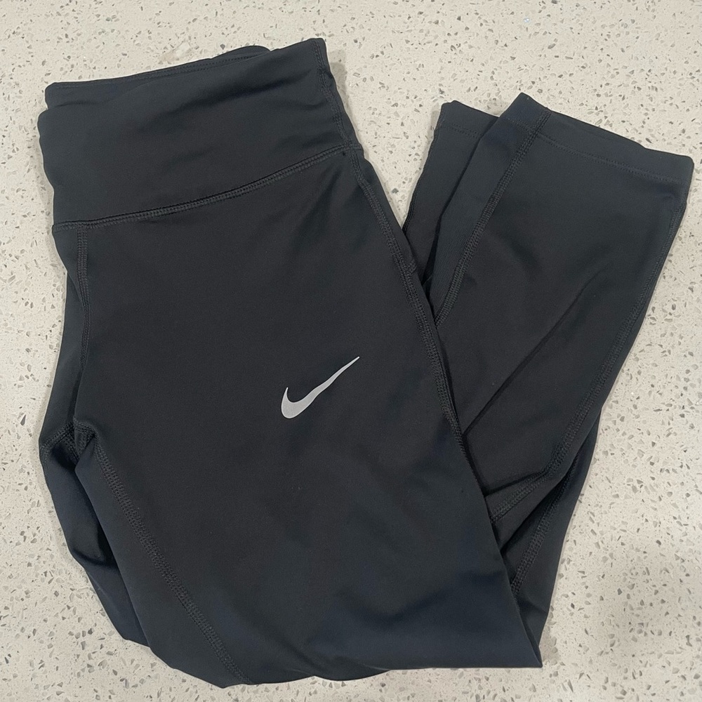 Small- Nike Running cropped leggings